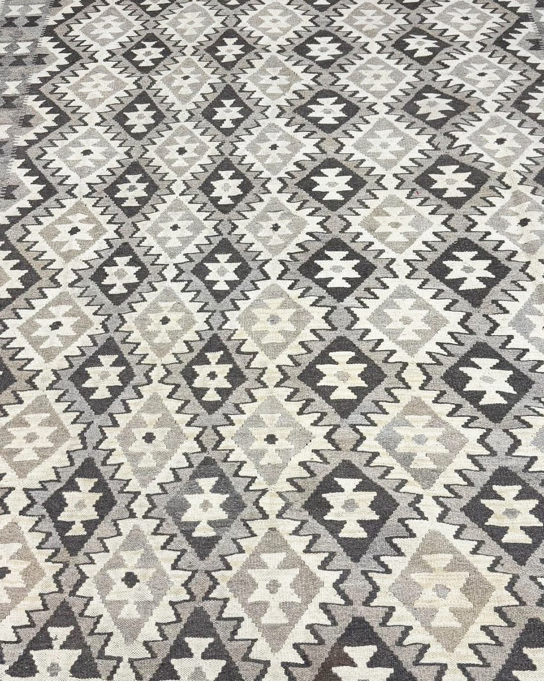 Natural Grey & Ivory Handwoven Kilim - 204cm × 284cm