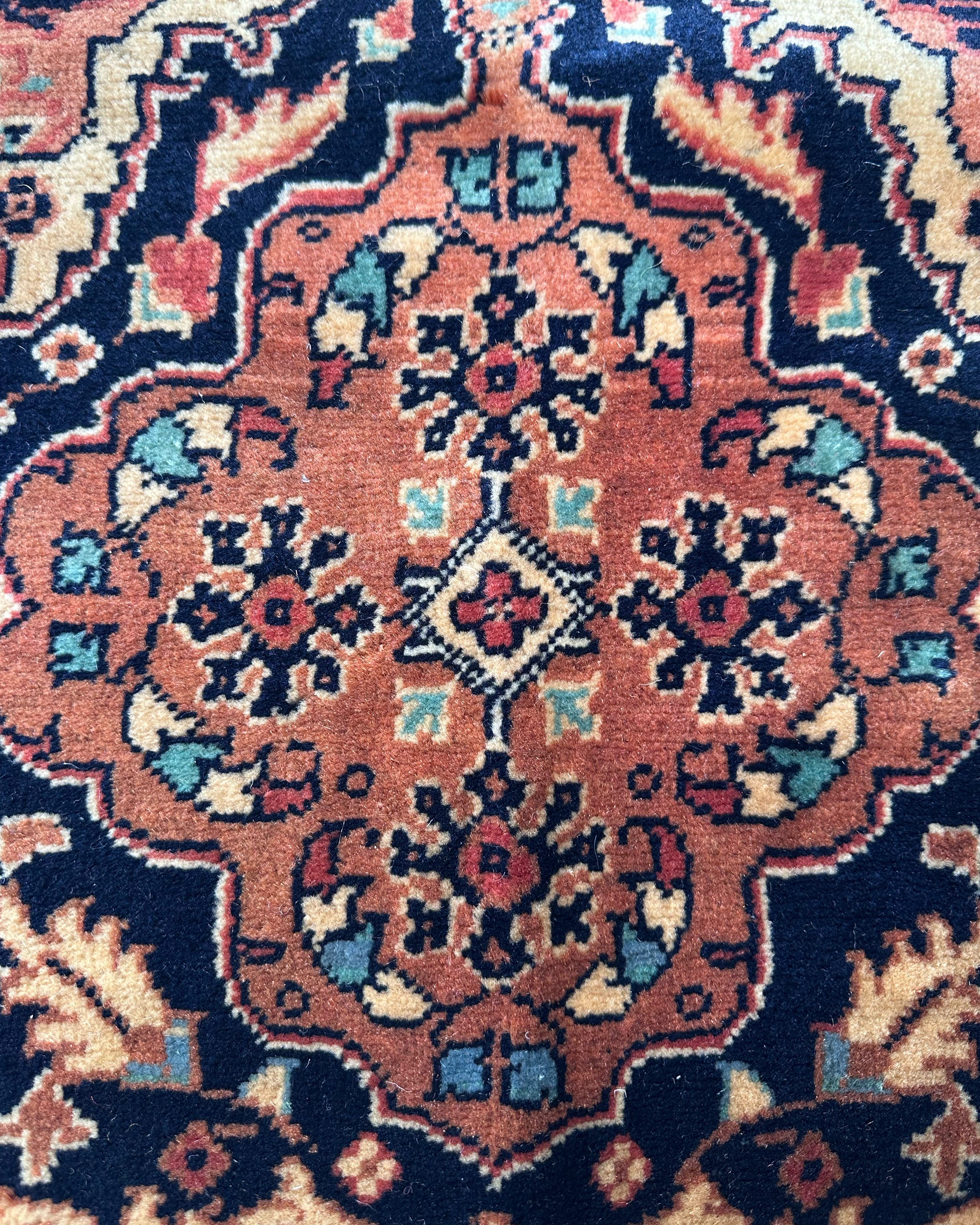 BELGIC HANDCRAFTED RUG | MOURY GUL STYLE |