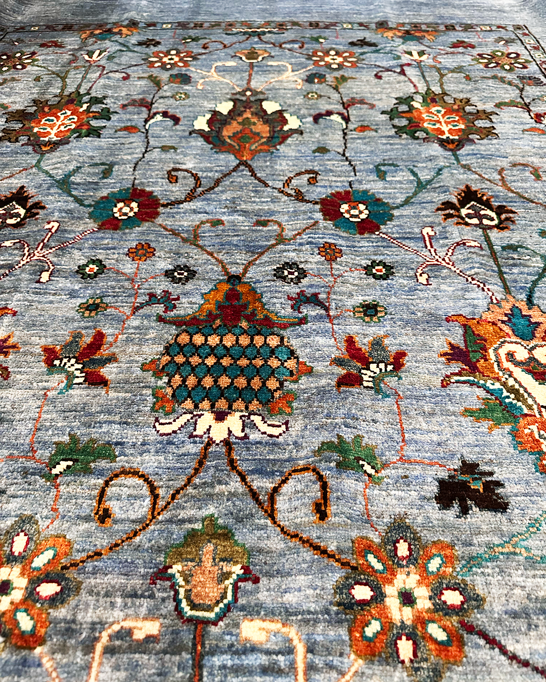 CHOBI SULTANI HANDCRAFTED RUG | BLUE SKY STYLE |