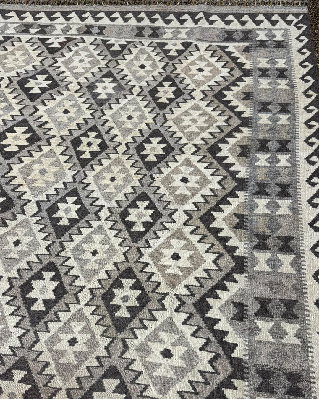 Natural Grey & Ivory Handwoven Kilim - 204cm × 284cm